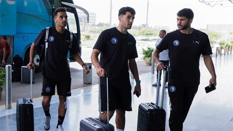 بيراميدز، فيتو
