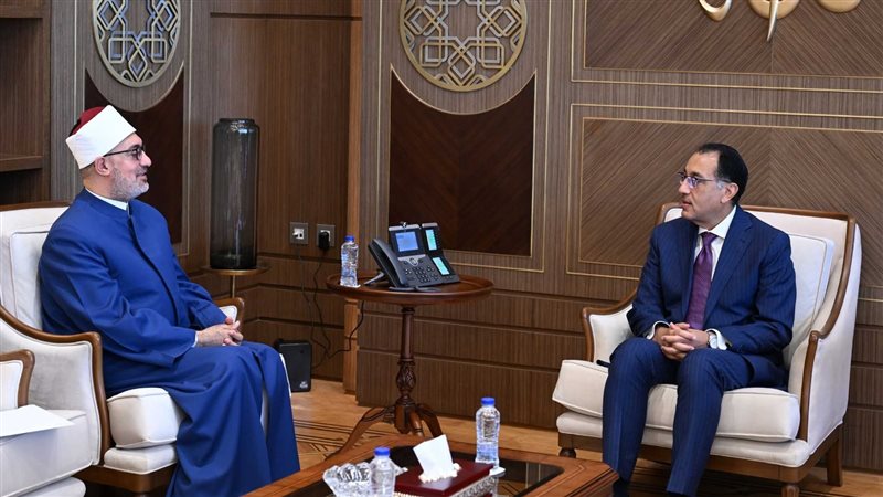 د. مصطفي مدبولي يستقبل