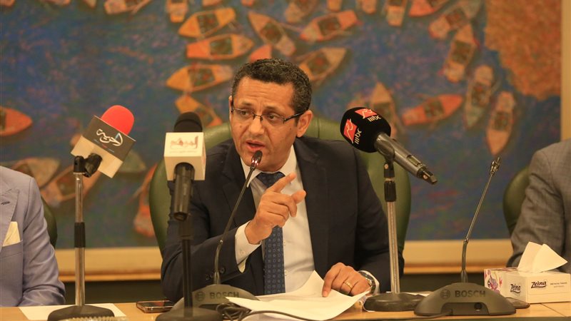 نقيب الصحفيين خالد