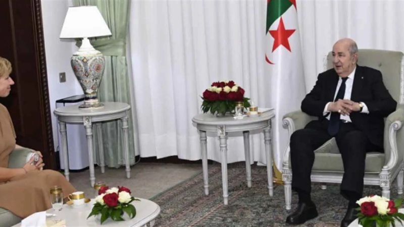 الرئيس الجزائري يستقبل