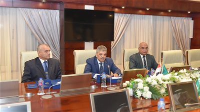 أسامة ربيع يبحث سبل التعاون مع رئيس هيئة النقل السعودية (صور)