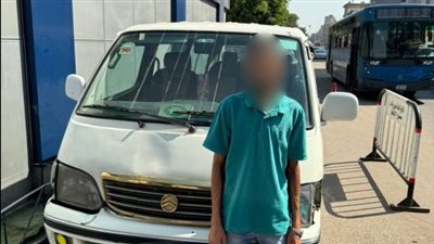 مصرع شاب دهسته سيارة ميكروباص في الساحل 