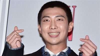 آرام من BTS يتبرع بـ 100 مليون وون لمحاربي كوريا القدامى احتفالا بعيد ميلاده