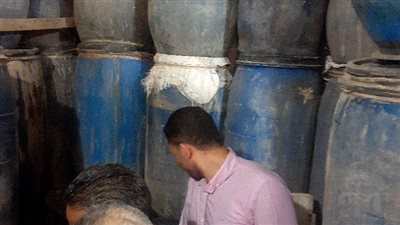 ضبط 12 طنا من المخللات الفاسدة بمحافظة الجيزة