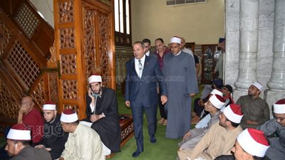 محافظ بورسعيد يشهد احتفالية الأوقاف بذكرى المولد النبوي الشريف بالمسجد التوفيقي (صور) 