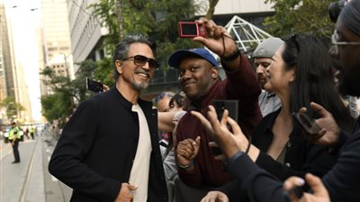 مهرجان تورنتو، طاقم عمل فيلم MILLERS IN MARRIAGE في العرض العالمي (صور)