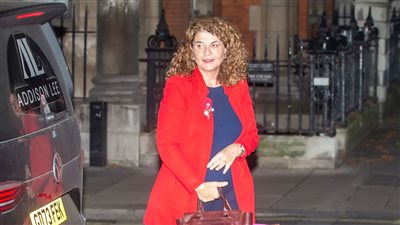 سرقة حقيبة الوزيرة البريطانية المسؤولة عن مكافحة الجريمة خلال مؤتمر للشرطة