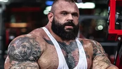 جمال شعبان يكشف السبب الحقيقي وراء وفاة أضخم لاعب كمال أجسام في العالم 