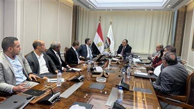 وزير قطاع الأعمال العام يتابع مع ساب مصر موقف تطبيق برنامج 