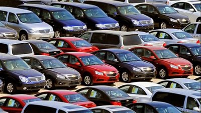 رابطة السيارات: المستهلك يتحمل مصاريف المركبات المحتجزة داخل المواني 