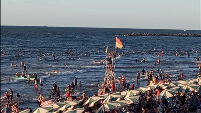 رأس البر تشهد إقبالا كبيرا من الزائرين خلال عطلة نهاية الأسبوع (صور)