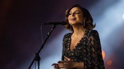 أنغام تطرب جمهور جدة بـ 