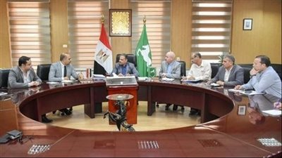 البيئة تناقش مع محافظي الجيزة والشرقية ضبط منظومة إدارة المخلفات 