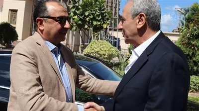 محافظ الغربية يستقبل وزير قطاع الأعمال خلال زيارته لشركة غزل المحلة 