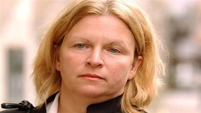 قتلت أزواجها، الشرطة البريطانية تحذر الرجال من الأرملة السوداء 