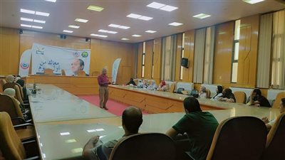 ختام برنامج التطوير الإداري والموارد البشرية بالإسماعيلية (صور) 