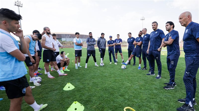 بيراميدز. فيتو