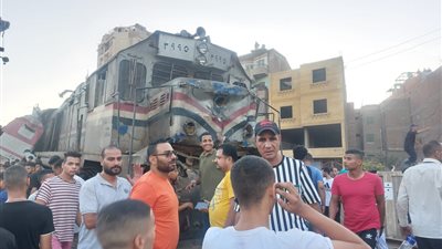 بث مباشر من حادث تصادم قطاري الزقازيق