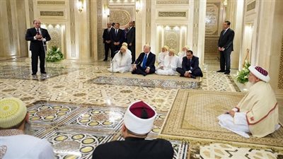 في ذكرى المولد النبوي، تفاصيل زيارات السيسي لمسجد الرسول وأضرحة آل البيت 