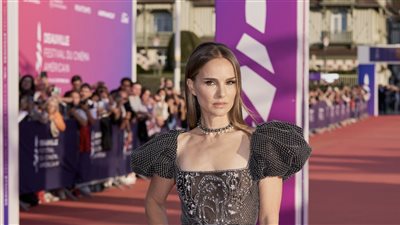 ناتالي بورتمان تفوز بجائزة الموهبة خلال مهرجان دوفيل السينمائي (فيديو)