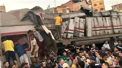 التفاصيل الكاملة لحادث قطاري الشرقية.. 4 وفيات و38 مصابًا وخروج 20 ناجيًا من المستشفى.. وزير النقل والمحافظ يتفقدان موقع التصادم.. وعشرات المواطنين يتبرعون بدمائهم (فيديو وصور)