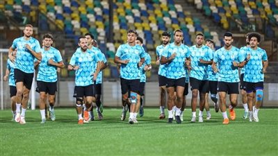 طاقم تحكيم مغربي لمباراة الإياب بين المصري والهلال الليبى بالكونفدرالية