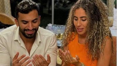 منة عدلي القيعي تعلن خطبتها للفنان يوسف حشيش 