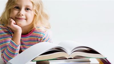 اتبعي هذه النصائح مع طفلك قبل بدء العام الدراسي الجديد 