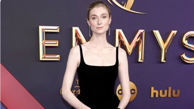 بسبب الأميرة ديانا، إليزابيث ديبيكي أفضل ممثلة مساعدة في مسلسل درامي بالإيمي