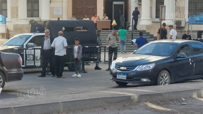 أحمد فتوح يصل جنايات مطروح لمحاكمته بتهمتي القتل الخطأ وتعاطي المخدرات (بث مباشر)