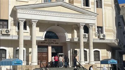 تشديدات أمنية بمحيط جنايات مطروح قبل محاكمة اللاعب أحمد فتوح (صور)