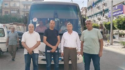 مدير تعليم دمياط يتابع انطلاق الأتوبيس الطائر لمتابعة استعدادات المدارس