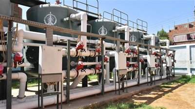  محافظ أسيوط يوجه بتركيب طلمبات البوسترات بمحطة مياه النواورة