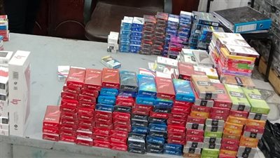  ضبط 963 علبة سجائر مهربة وغير مسجلة بامبابة