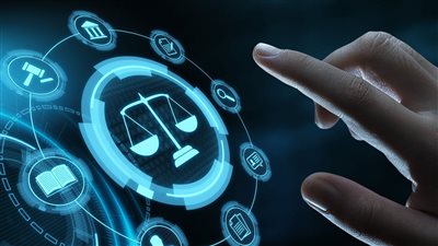 مستشار وزير العدل: الوزارة اتجهت منذ 2020 نحو العدالة الرقمية (فيديو)