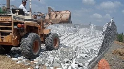 إزالة 12 حالة تعدى على أراض زراعية في الشرقية 
