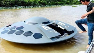 يوتيبر فيتنامي ينجح في ابتكار يخت طائر من النفايات (فيديو)