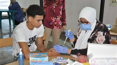 جامعة حلوان تستقبل الطلاب المستجدين بكلية علوم الرياضة للكشف الطبي الشامل