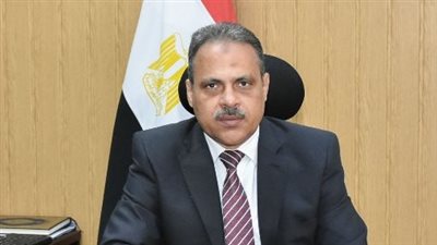 محافظ الشرقية يشهد توزيع 50 شنطة وأدوات مدرسية للطلاب الأولى بالرعاية