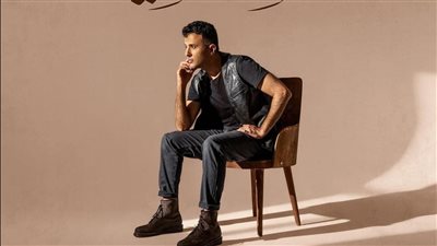 حمزة نمرة وفلبينو أحمد بشكل مختلف في أغنية 