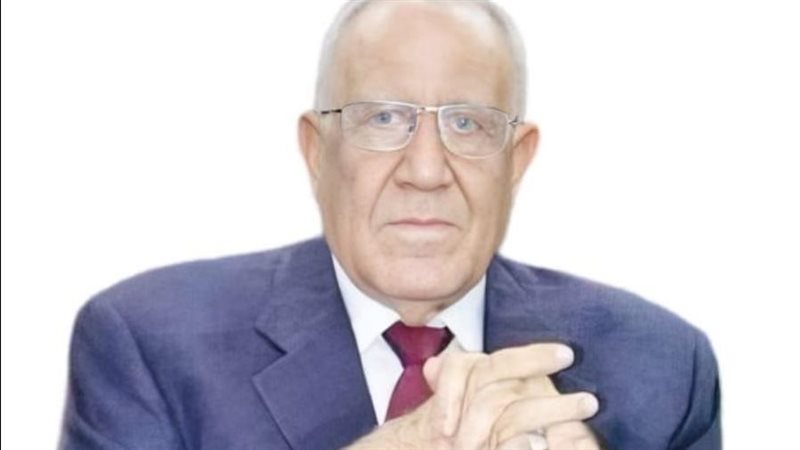 الدكتور يوسف بكّار