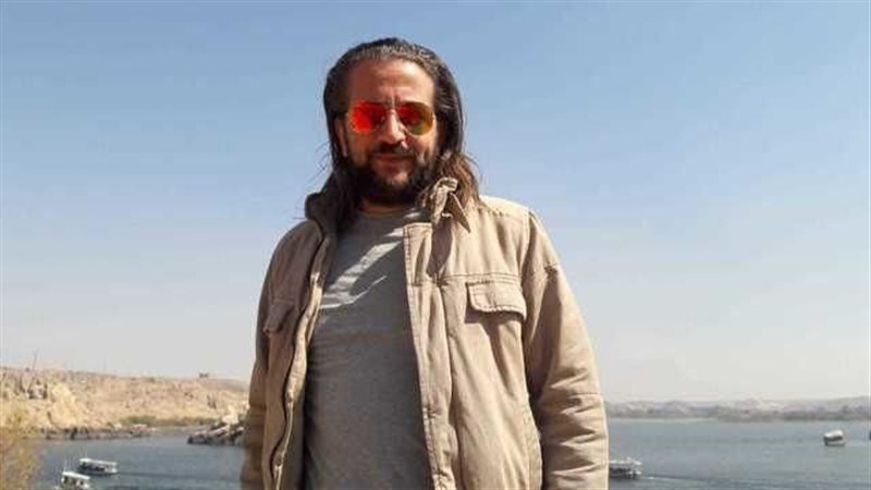 المخرج عبد العزيز