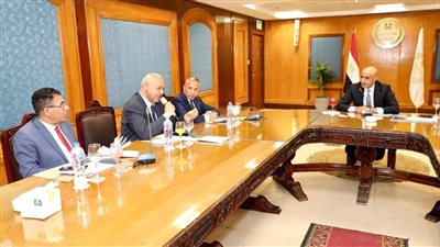 وزير التعليم: نحتاج لـ 200 ألف فصل مدرسي جديد و 460 ألف معلم