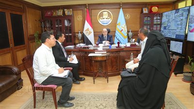 محافظ كفرالشيخ يناقش شكاوى المواطنين خلال فعاليات مبادرة «بداية» 