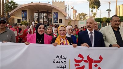  مسيرة احتفالية لانطلاق فعاليات مبادرة 