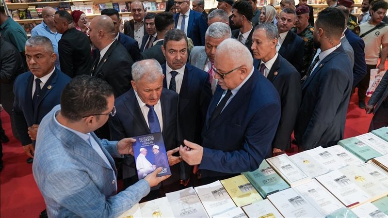 الرئيس العراقي يزور