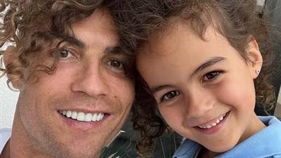 انتشار مقطع طريف بين كريستيانو رونالدو وابنته ( فيديو )