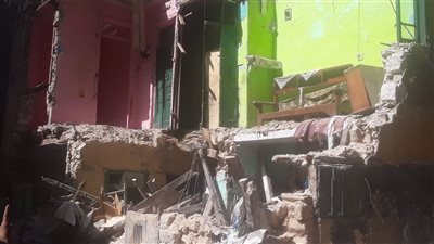 قطع المرافق وإخلاء عقار مجاور للمنزل المنهار بمنطقة الورديان بالإسكندرية