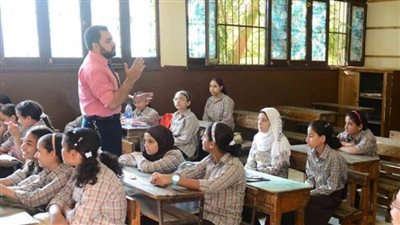 وزير التعليم: مد فترة الدراسة بالعام الجديد وسد عجز المعلمين بنسبة 90%