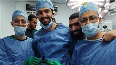 نجاح عملية استخراج مفك من رقبة طالب بمستشفي الجراحة بجامعة الفيوم